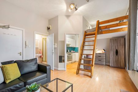 2 MOOR VIEW Leeds - LS6 1AQ - Photo 2