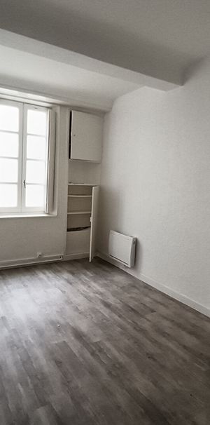 Location Appartement 1 pièce 19m² - Photo 1