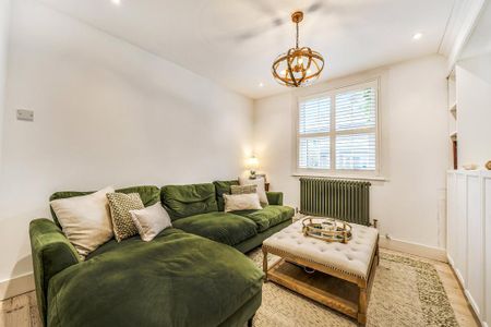 3 bedroom semi-detached house to rent - Photo 2