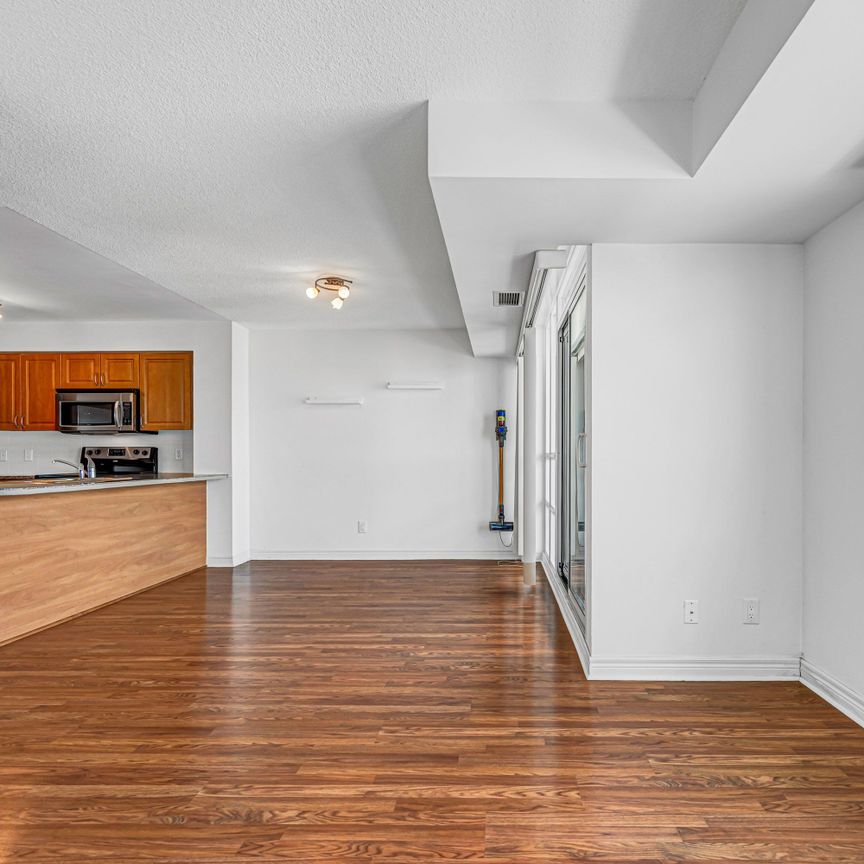 For Lease - 208 Enfield Place Unit# #2902, Mississauga, Ontario - Photo 1
