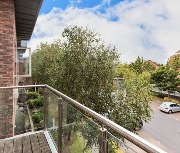 Price €2,500 pcm - Available Now - Furnished - Photo 6