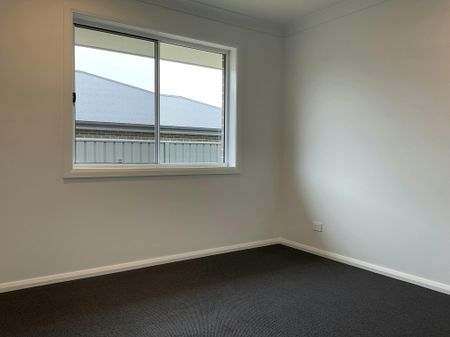 FOUR BEDROOM HOME IN MOORE CREEK - Photo 4