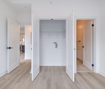 For Lease - 3039 Dundas Street Unit# 8, Toronto, Ontario - Photo 1