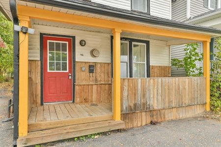 For Lease - 96 Dixon Drive, Quinte West, Ontario - Photo 4