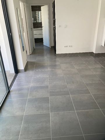 Location Appartement 1 pièce 28m² - Photo 5