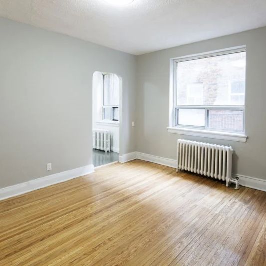 119 Eglinton Avenue West - Photo 1