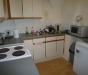 1 bed Apartment - To Let - Photo 3