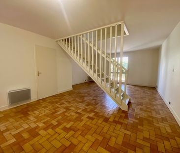 Location Appartement 4 pièces 83m² ORLEANS 45000 - Photo 6