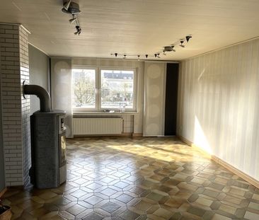 Gepflegte 3 Zimmer Wohnung mit Balkon u. eigenem Eingang in einem 2... - Photo 6