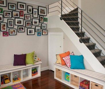3 bedroom townhouse with TWO living areas - Photo 2