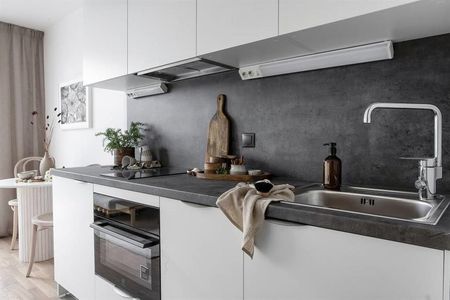 Järfälla - 1rok - tillsv - 10.000kr/mån - Photo 3