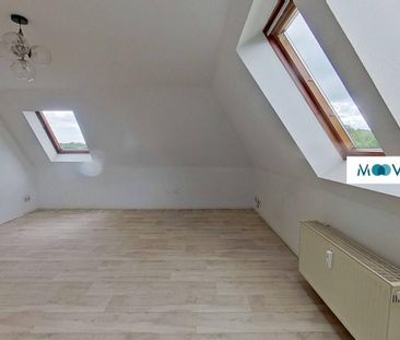 ++ Lichtdurchflutete 2-Zimmer-Dachgeschosswohnung mit Wannenbad ++ - Foto 1