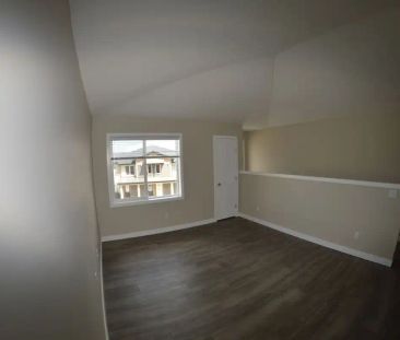 Beautiful 2 Bedroom Condo and 2 Bathroom — 2 Bedrooms Townhouse - Photo 1