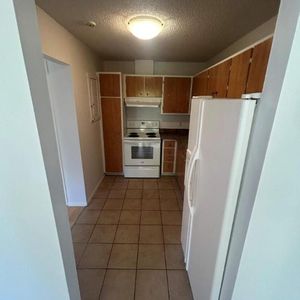 1 CH - 1 SDB - Côte Saint-Luc - $1,345 /mo - Photo 2