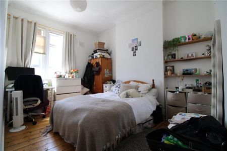 3 bedroom apartment to rent - Photo 3