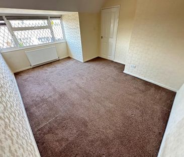 3 bedroom semi-detached bungalow to rent - Photo 3