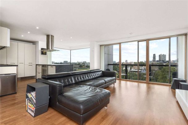 Amazing two bedroom apartment on the ninth floor of this popular development with stunning views. - Photo 1