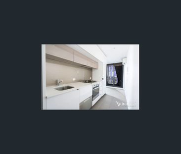 INNER CITY ONE BEDROOM APARTMENT AT ITS FINEST - Photo 4