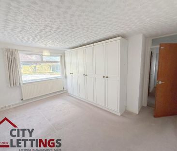 2 bedroom ground floor maisonette to rent - Photo 5