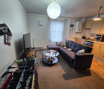 Hopmans Court - Photo 2