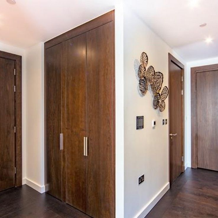 The Residence, 6-8 Charles Clowes Walk, London - Photo 1