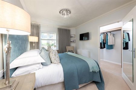 Langton Lodge, Staines-Upon-Thames, Surrey - Photo 5