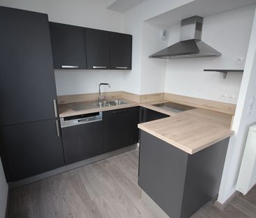 Location Appartement 4 pièces 83m² LILLE 59000 - Photo 6