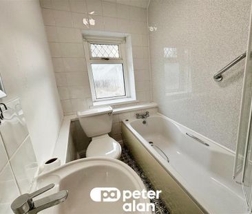 Pantycefn Road, Markham, BLACKWOOD - Photo 5