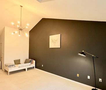 For Lease - 40 CHESTER Street, Oakville, Ontario - Photo 1