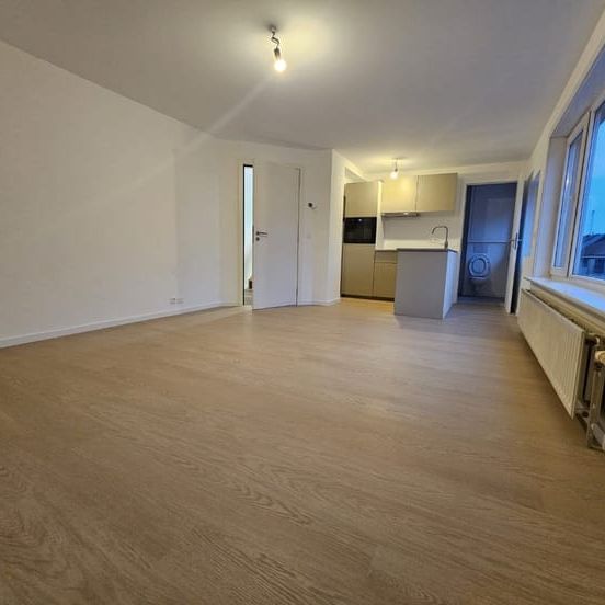 Appartement te huur - Foto 1