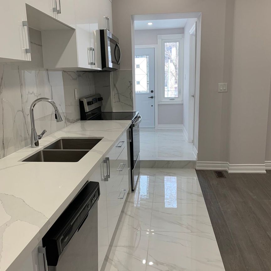 For Lease - 57 Brunswick Avenue, Toronto, Ontario - Photo 1