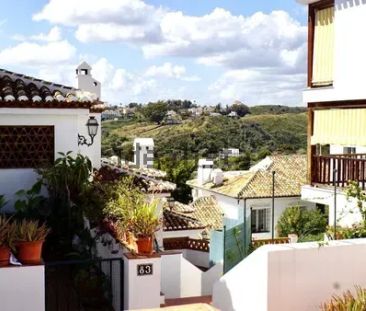 Alquiler de casa o chalet independiente en Avenida Virgen de la Peña - Photo 3