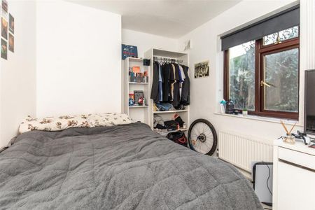 5 bedroom terraced house to rent - Photo 3