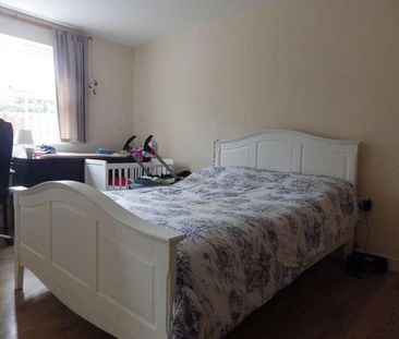 Vistula Crescent, Swindon, Wiltshire, SN25 - Photo 5