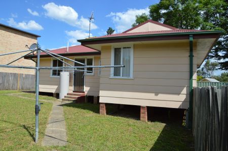 3 Bedroom Family Home - Photo 4