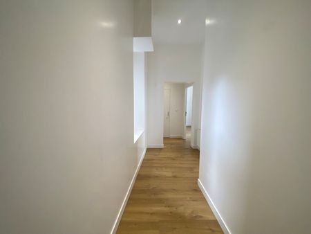 A LOUER - NANTES CENTRE VILLE - Appartement 3 pièces de 86.77 m² - Photo 4