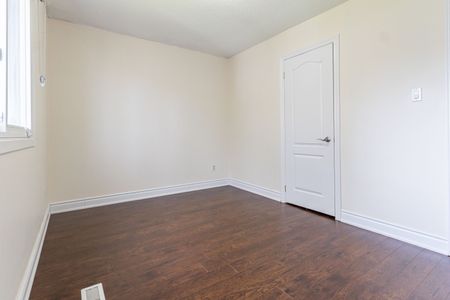 For Lease - 17 Manitou Crescent Unit# (Upper), Brampton, Ontario - Photo 3