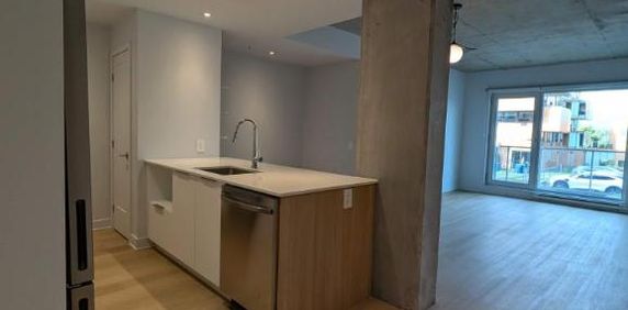 2 CH - 1 SDB - Montreal - $2,095 /mo - Photo 2
