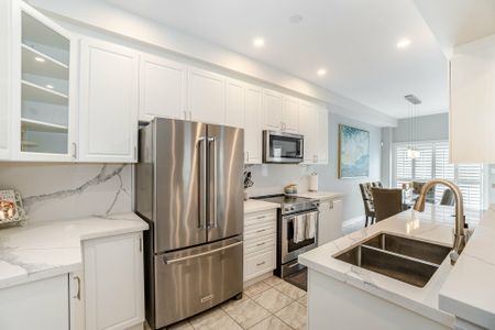 For Lease - 93 Yardley Crescent, Brampton, Ontario - Photo 3