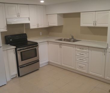 For Lease - 31 Bailey Crescent Unit# Lower, Aurora, Ontario - Photo 2