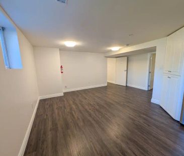 22 Oswald Ave - 2 — 2 Bedroom - Photo 4