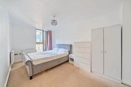 Parkside Avenue, London, SE10 flat to rent - Photo 4