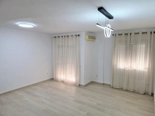 Piso de alquiler en Avenida de Adolfo Suárez, 24, Arco Norte - Avda. España - Photo 1