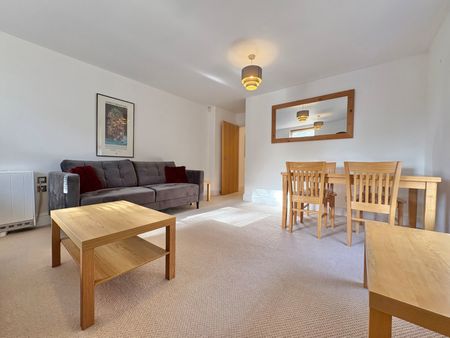 2 bedroom apartment to rent - Photo 3