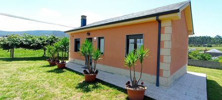 Alquiler de casa o chalet independiente en Lugar Santome - Photo 5