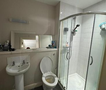 910 College Court Central, 56 King Street, Belfast, BT1 6BZ - Photo 6