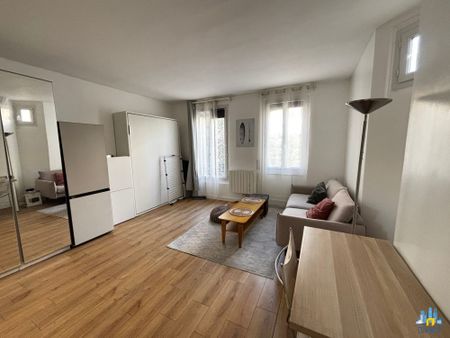 Location Appartement 1 pièce 23m² COURBEVOIE 92400 - Photo 2