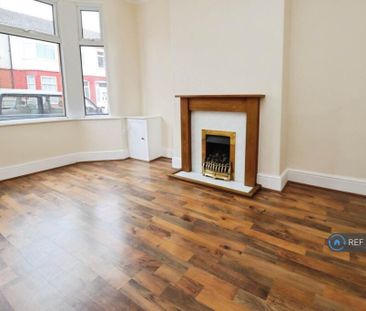 3 bedroom terraced house to rent - Photo 4