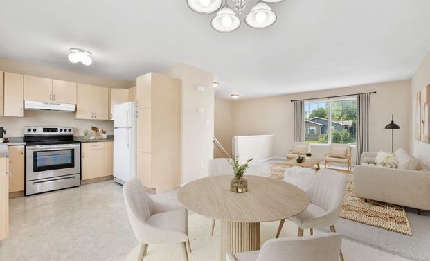 33 Fourth Avenue, Blumenort, MB - Photo 1