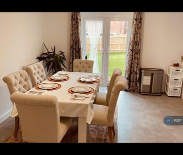 1 bedroom in a house share to rent - Photo 1